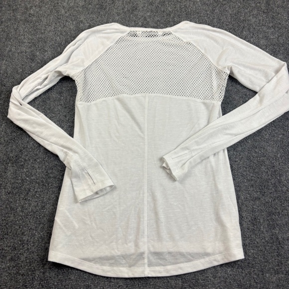 VICTORIA SECRET Women’s VSX Sport White Long Sleeve Mesh Back Shirt size: Small - Picture 2 of 6